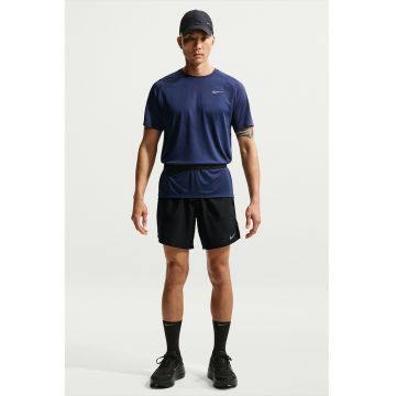 Pantaloni scurti cu detalii reflectorizante pentru alergare Stride - Negru