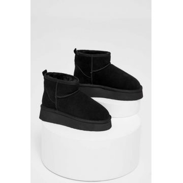 Answear Lab cizme de zapada din piele intoarsa culoarea negru