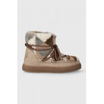 Inuikii cizme de zapada din piele intoarsa Shearling Patchwork culoarea bej, 75202-076