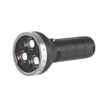Lanterna    MT18 3000Lm