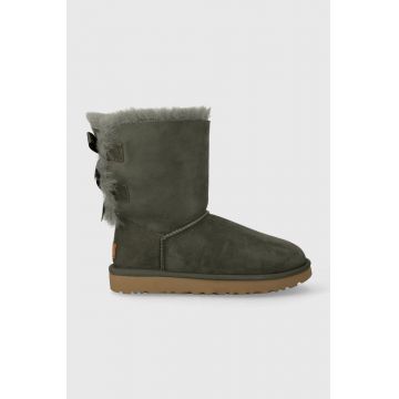 UGG cizme de zapada din piele intoarsa Bailey Bow II culoarea verde, 1016225