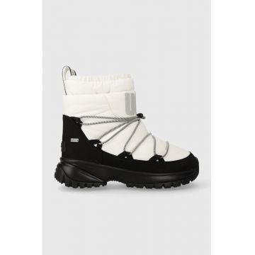 UGG cizme de iarna Yose Puffer Mid culoarea alb, 1131978