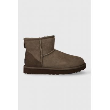 UGG cizme de zăpadă din piele întoarsă W CLASSIC MINI II culoarea maro, 1016222 HCK