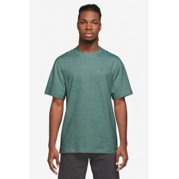 Tricou cu tehnologie Dri-Fit pentru antrenament Primary - Verde persan