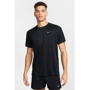 Tricou cu decolteu la baza gatului si tehnologie Dri-Fit - pentru alergare - Negru/Argintiu