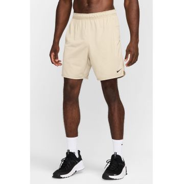 Pantaloni scurti cu buzunare oblice si tehnologie Dri-FIT - pentru antrenament - Bej deschis