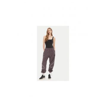 Pantaloni de trening cu model grafic