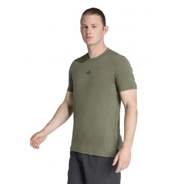 Tricou slim fit pentru fitness D4T - Negru stins/Kaki inchis
