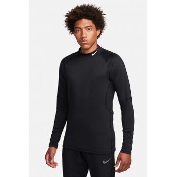 Bluza slim fit cu guler scurt si tehnologie Dri-Fit pentru fitness - Negru