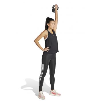 Top cu decupaj pe partea din spate - pentru fitness - Negru