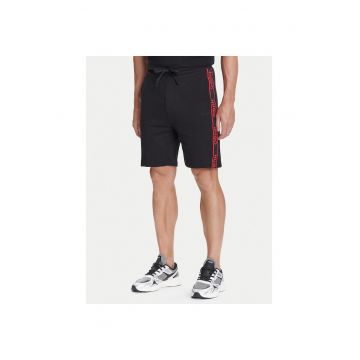 Pantaloni sport barbati  tip scurti - negru