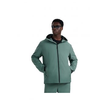 Jacheta softshell barbati  rezistenta la vant - membrana 5000 - verde - poliester - cu gluga