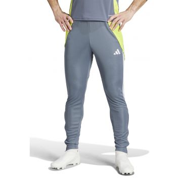 Pantaloni de fotbal Tiro24 - Gri carbune