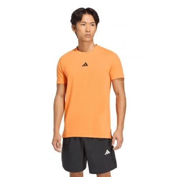 Tricou slim fit pentru fitness D4T - Negru stins/Portocaliu pal