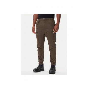 Pantaloni barbati  verde