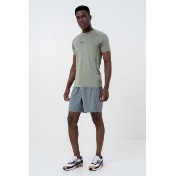 Tricou slim-fit cu tehnologie Dri-FIT - pentru fitness - Kaki