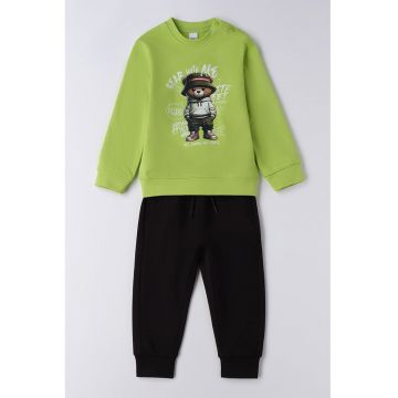 Trening cu pantaloni lungi si imprimeu grafic - Negru/Verde lime