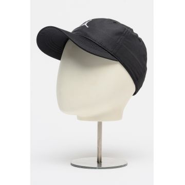 Sapca cu detaliu brodat - pentru baschet Jan Jordan Essentials - Black Onyx