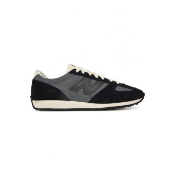 Pantofi sport barbati -  piele intoarsa si textil - gri si negru