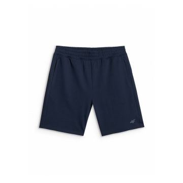 Pantaloni scurti de trening barbati  bleumarin - croiala regular - talie ajustabila - buzunare cu fermoar -